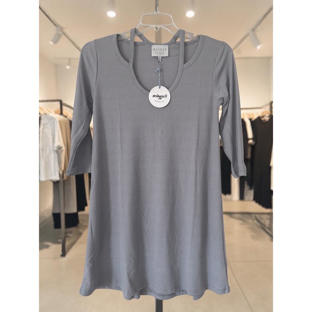 Hayden Los Angeles Silver Textured Knit Dress Medium NEW Strappy Neck 3/4 Sleeve